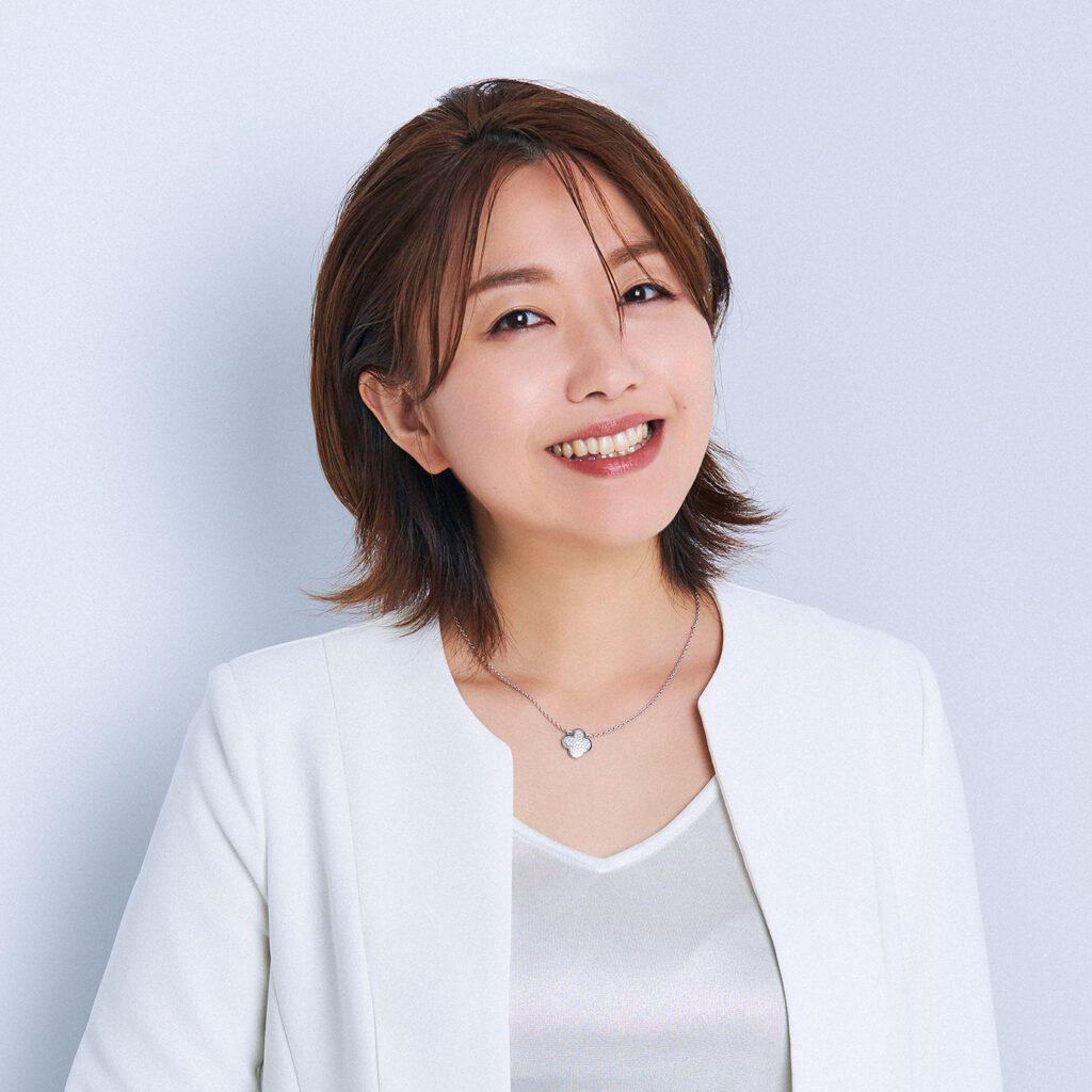 岡田 奏(Kana Okada)